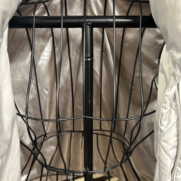 altar’d state Women’s Size Small Light Gray Puffer Jacket EUC - Picture 8 of 9